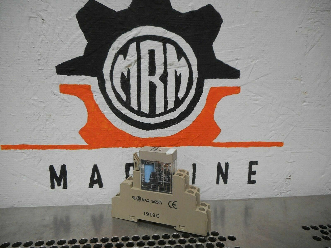 Omron G2R-2-S(S) 24VDC Relay And P2RF-08-E Relay Base 5A 250VAC Used W/ Warranty