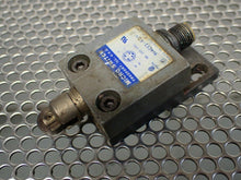 Load image into Gallery viewer, Micro Switch 914CE2-KQV Limit Switch 3A 250VAC Used With Warranty
