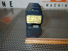 Load image into Gallery viewer, Buss BJ6033P Fuse Holder 30A 600V Fuse Holder Used (Missing Two Screws)
