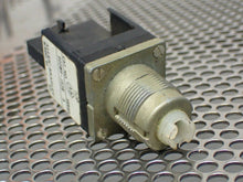 Load image into Gallery viewer, Allen Bradley 800MR-JX2B Ser A Selector Switch (No Knob) Used With Warranty
