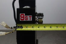 Load image into Gallery viewer, MEG Model X6091A Orient Motor 4IK25GN-SM Motor W/ 4GN18K Gear Head See All Pics
