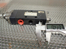 Load image into Gallery viewer, ISI Fluid Power 4184 24V/60 QM Valve Unit Used With Warranty
