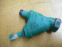 Load image into Gallery viewer, RP&amp;C 250 Cast Iron Y Strainer 3/4&quot; NPT Used
