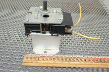 Load image into Gallery viewer, Deltrol 46600-61 Mod: 702-24-L Motor 24V 60Hz Clutch Solenoid 24VAC Used
