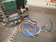Load image into Gallery viewer, Numatics (4) 081SA402M000061 (1) 082SA415M00??? Valves &amp; (5) 082RS125U000000
