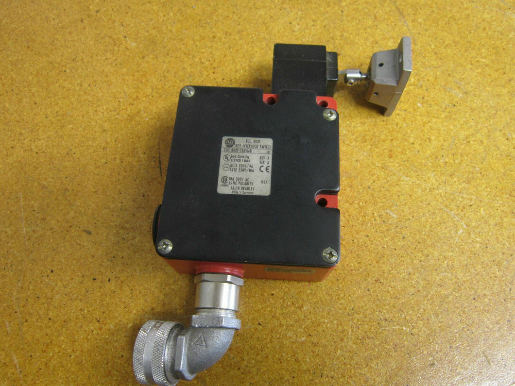 Allen Bradley 802F-TE6SM11 SER A SAFETY INTERLOCK SWITCH 10A 300VAC