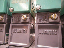 Load image into Gallery viewer, Numatics (2) 081SS402M000061 (1) 082SS415M000061 (2) 081SA402M000061 Valves Used
