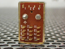 Load image into Gallery viewer, Potter &amp; Brumfield R10-E1-Y4 JJ1.0K 9MA Relays New Old Stock (Lot of 3)
