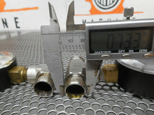 Load image into Gallery viewer, WorkSmart 0 To -30 inHg 0 To -1 Bar 100 x kPa Gauges 316LJF Tee Fittings Used
