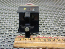 Load image into Gallery viewer, Allen Bradley 800MR-JX2B Ser A Selector Switches (No Knobs) New (Lot of 2)
