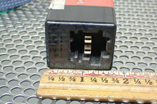 Load image into Gallery viewer, TESTRON T-11408 Blower Motor Connector Used With Warranty
