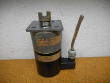 Load image into Gallery viewer, NECKAR MOTOREN Z8/2 486927 Motor DF842-00003601/IP54 230V 50Hz 330mA 55W
