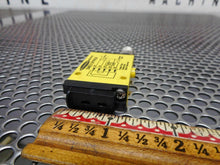 Load image into Gallery viewer, Banner SME312FPBQD Mini-Beam Sensor 10-30VDC New Old Stock (Lot of 2)
