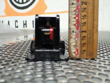 Load image into Gallery viewer, Air Logic F-4000-10-3M Pressure Electric Switches New Old Stock (Lot of 2)
