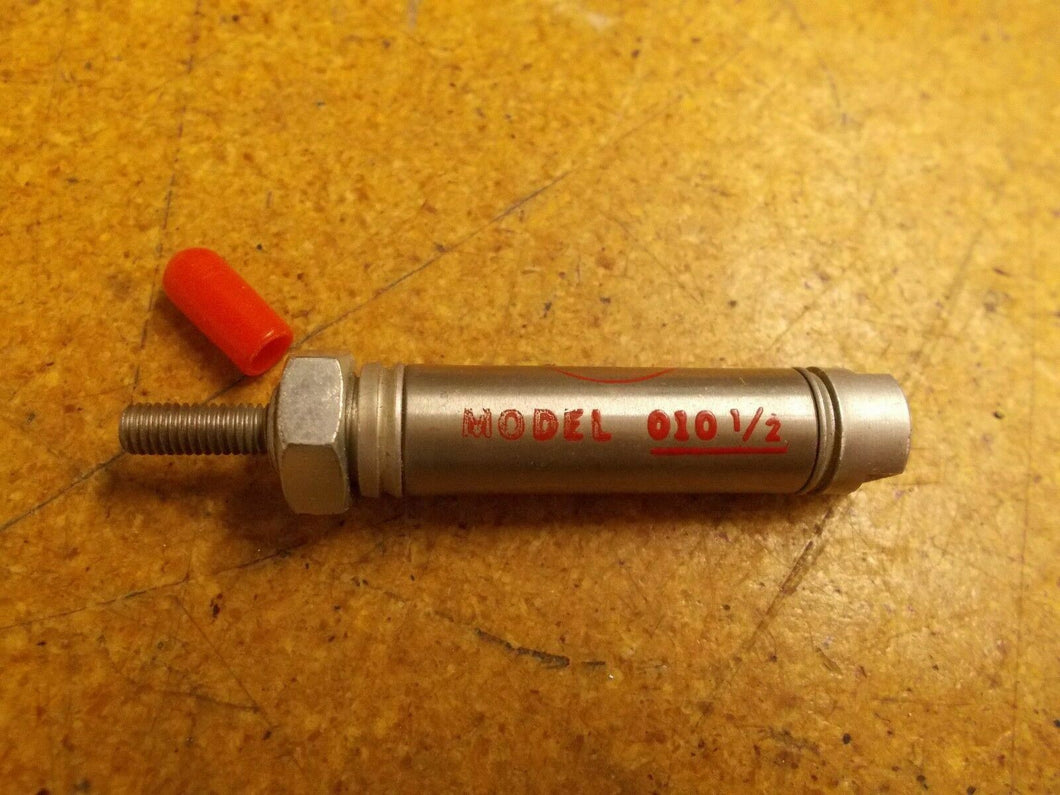 Bimba Model 010 1/2 Air Cylinder 1/2