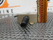 Load image into Gallery viewer, MARL 048-000-22-50 Indicator Unit 24VDC Used With Warranty (Holes On One Side)
