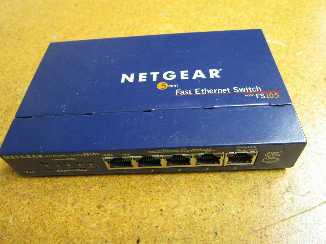 NETGEAR FS105 5 Port Fast Etehrnet Switch 7.5DC 1.0A