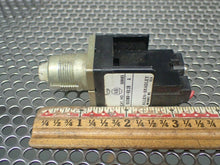 Load image into Gallery viewer, Allen Bradley 800MR-HX2B Ser A (Lot of 9) Selector Switches See All Pics Used
