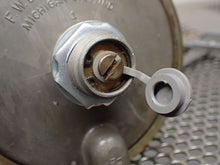 Load image into Gallery viewer, Dwyer 1823-40 Pressure Switch New No Box See All Pictures
