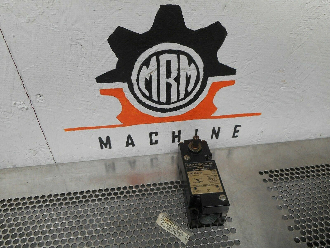 General Electric CR215GFA Limit Switch 600V CR215GH11 Head CR215GR1 Body New OS