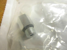 Load image into Gallery viewer, Gates G60275-0402 4MB-2FP Hydraulic Adapter NEW (Lot of 4)
