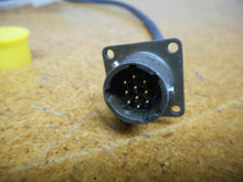 Load image into Gallery viewer, CAPLUGS EP-14 Amphenol MS90376-14Y NAS820-14A Connectors New Old Stock(Lot of 2)
