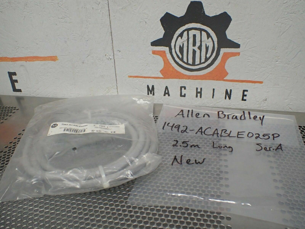 Allen Bradley 1492-ACABLE025P Ser A 2.5m Long Pre-Wired Cable New Old Stock