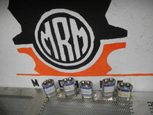 Load image into Gallery viewer, General Electric (4) 97F9003S 12.5uf  &amp; (1) 97F9004S 15uf 370VAC Capacitors Used
