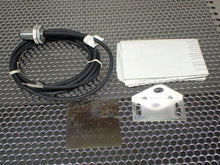 Load image into Gallery viewer, Honeywell Microswitch FMSA7-6-B Proximity Sensor New In Box
