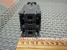Load image into Gallery viewer, Allen Bradley 800E-T14 Ser A 600VAC 6.3V .9/1.6W 755 Lamp No Caps/Lens Lot of 2
