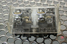 Load image into Gallery viewer, Allen Bradley (2) 800T-XD4 Ser E (3) Unknown Contact Blocks See All Pictures
