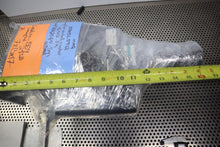 Load image into Gallery viewer, MEG XP05L591S Orient Motor 4IK25GN-SM Motor W/ 4GN12.5K Gear Head See All Pics
