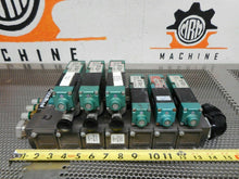 Load image into Gallery viewer, Numatics (3) 081RS100J016W00 Regulators (3) 081SA400M000061 (3) 081SA400M Valves
