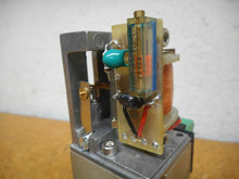 Load image into Gallery viewer, VDO Type 22/06-16 Converter 80805 4-20mA Used With Warranty
