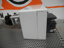 Load image into Gallery viewer, Xomed-Treace ENDO-SCRUB 18-51000 Unit Used With Warranty
