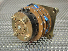 Load image into Gallery viewer, ES Corp 7306 28304LJ Solenoid Switch 5A 125VAC Used With Warranty
