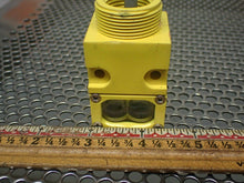 Load image into Gallery viewer, Banner SM912D Valu Beam Sensor 10-30VDC Used With Warranty See All Pictures
