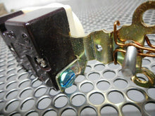 Load image into Gallery viewer, General Electric GE4069-2 Single Ground Receptacle 15A-250V 2 Pole 3 Wire New
