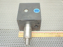 Load image into Gallery viewer, Vickers 577490 Pilot Valve Used With Warranty
