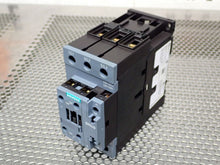 Load image into Gallery viewer, Siemens 3RT2036-1AK60 Contactor 110V 50Hz 120V 60Hz Used With Warranty See Pics

