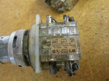 Load image into Gallery viewer, Square D 9001-KA-1 Ser G Selector Switches 120V No Keys (Lot of 3)
