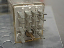 Load image into Gallery viewer, Potter &amp; Brumfield KH-4770 Relays 650 Ohms 24VDC 007-64912-03 New (Lot of 10)
