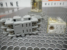 Load image into Gallery viewer, Square D 8501-RSD42M1P14V53 Ser B DC24V Relays Idec SH2B-05 Bases (Lot of 2)
