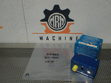 Load image into Gallery viewer, Banner B3-1500 Industrial Control Plug-In Module 0-10 Time/Sensitivity New
