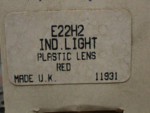 Load image into Gallery viewer, Cutler-Hammer E22H2 Indicator Light Plastic Red Lens New (Lot of 2)
