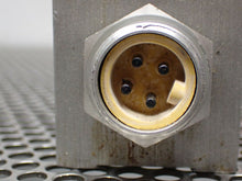 Load image into Gallery viewer, Namco EE520-24300 Proximity Static Switch 115VAC 50/60Hz New In Box
