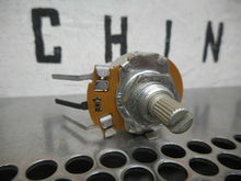Load image into Gallery viewer, Centralab F1-150K Resistor Fastatch II Front 150K OHMS New In Box

