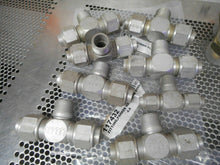 Load image into Gallery viewer, Parker Aeroquip (35) Adapters, Tee Fittings, Cartridges 1/2X1/2 3/8X3/8 And More
