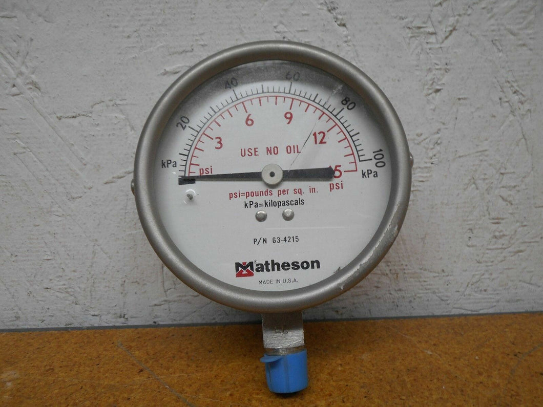 Matheson 63-4215 Gauge 0-15PSI 0-100kPa New (Cracked Shield)