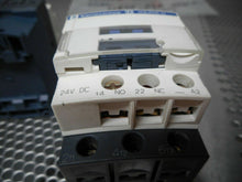 Load image into Gallery viewer, Telemecanique LC1D12BD Contactor 25A 600VAC 24VDC New Old Stock (Lot of 2)
